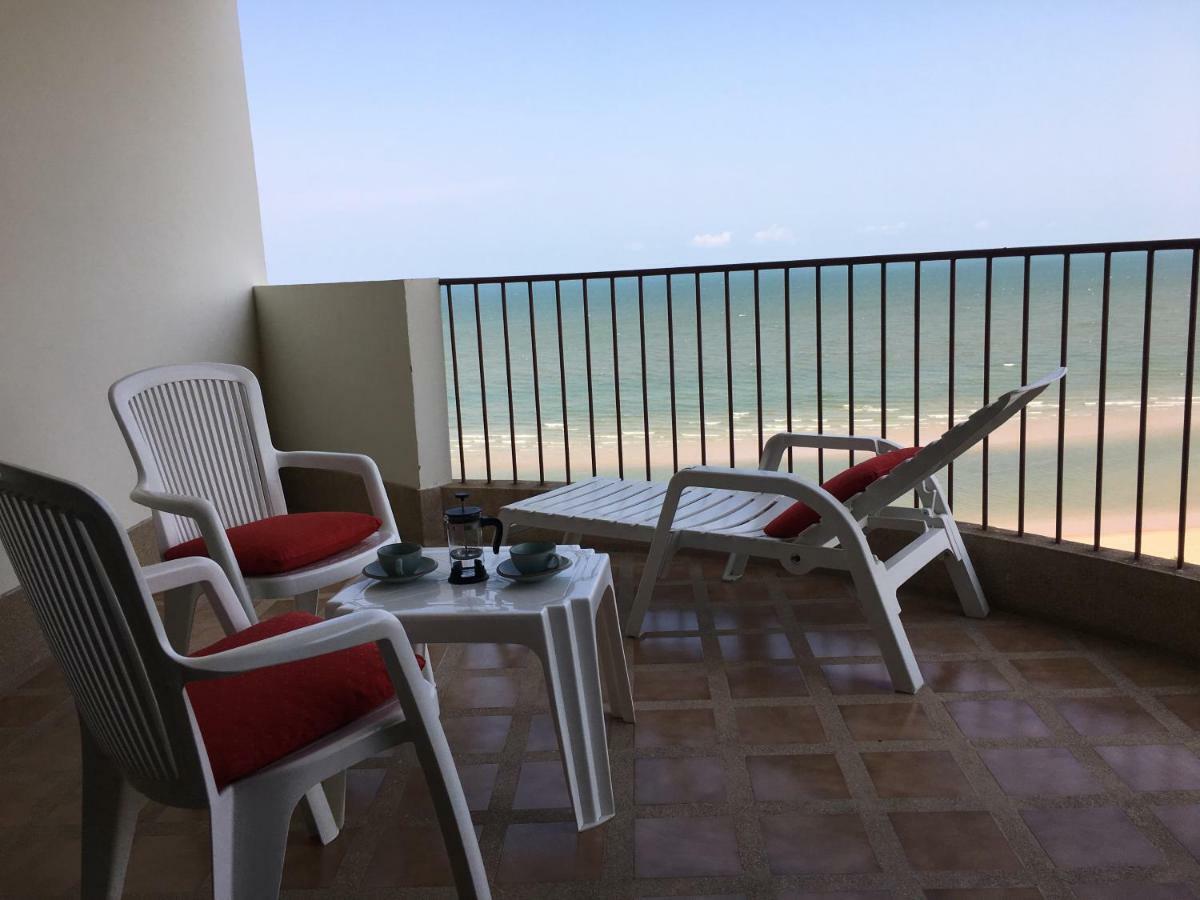 Cha-Am Beach Club Екстериор снимка
